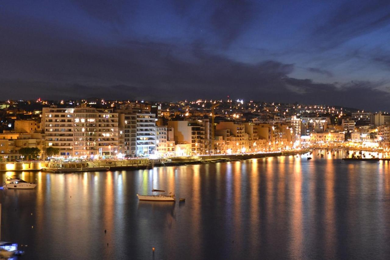 Seaview Apartment In Fort Cambridge, Sliema Ngoại thất bức ảnh