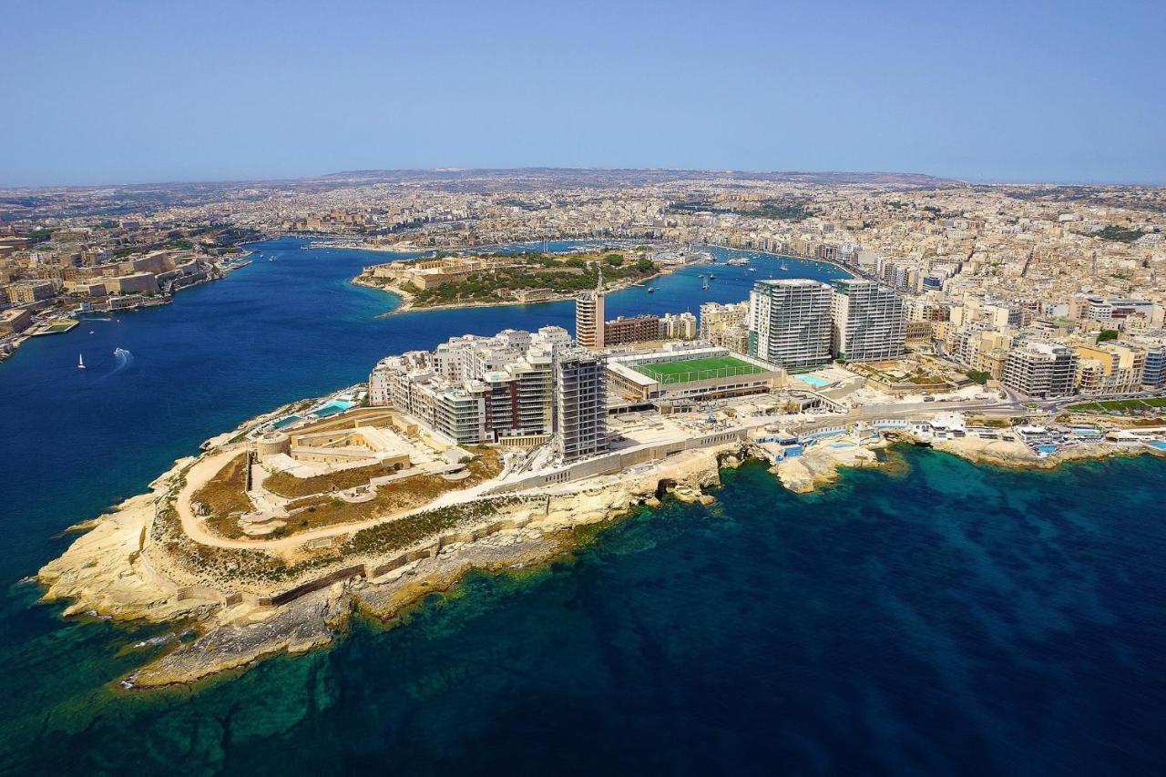 Seaview Apartment In Fort Cambridge, Sliema Ngoại thất bức ảnh